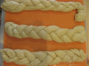 cooking in Israel, challah bread